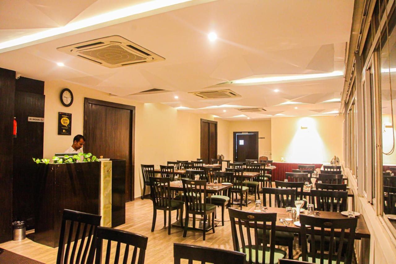 J Hotel Port Blair Exterior photo