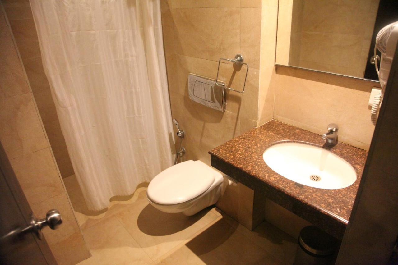 J Hotel Port Blair Exterior photo