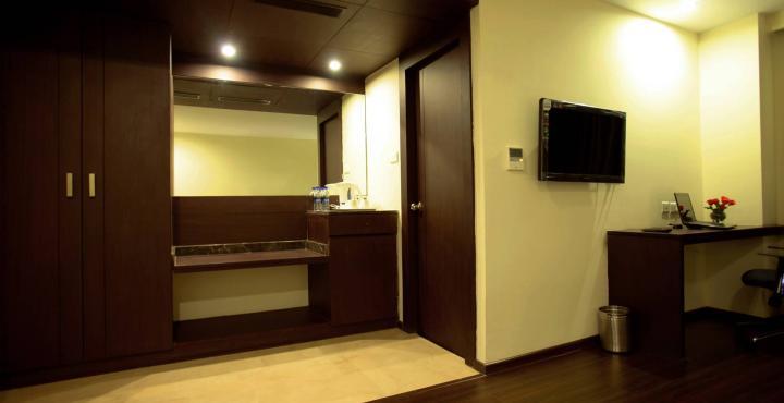 J Hotel Port Blair Exterior photo